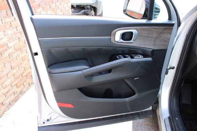 Used 2021 Kia Sorento SX Prestige AWD/4WD image 10