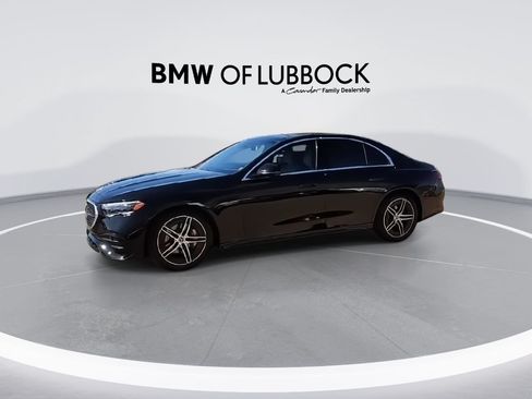 Used 2025 Mercedes-Benz E 450 4MATIC Sedan image 6