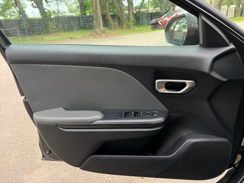 Used 2025 Kia K4 FWD image 20
