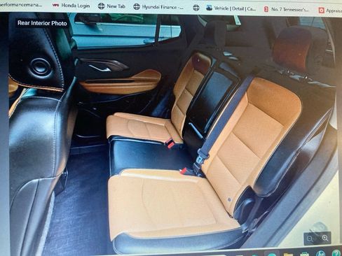 Used 2020 GMC Terrain SLT w/ LPO, Floor Liner Package FWD image 3