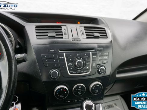 Used 2013 MAZDA MAZDA5 Touring FWD image 31