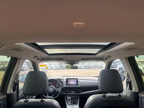 Certified 2023 Nissan Rogue S FWD image 29
