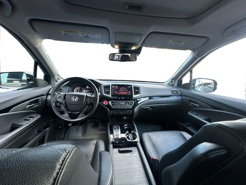 Used 2016 Honda Pilot Elite image 12