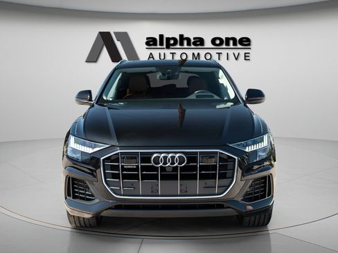 Used 2022 Audi Q8 Prestige w/ Prestige Package AWD/4WD image 4
