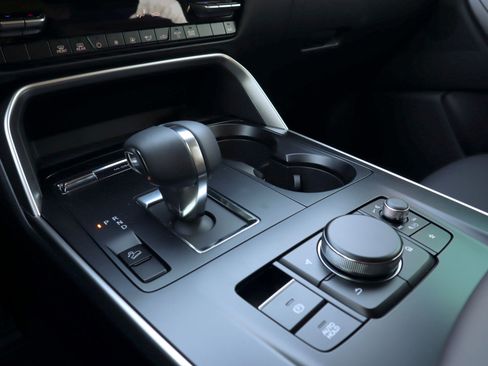 New 2026 MAZDA CX-90 3.3 Turbo w/ Select Package image 12