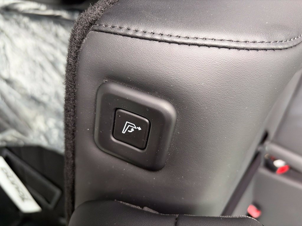 Used 2026 Hyundai Santa Fe SEL AWD/4WD image 27