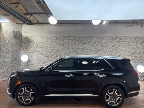 Used 2025 Hyundai Palisade SEL FWD image 4