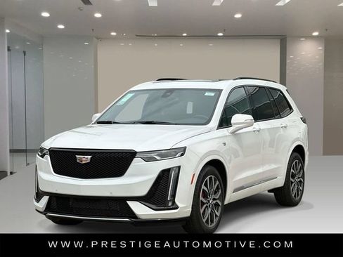 Used 2023 Cadillac XT6 Sport w/ LPO, Floor Liner Package AWD/4WD image 1