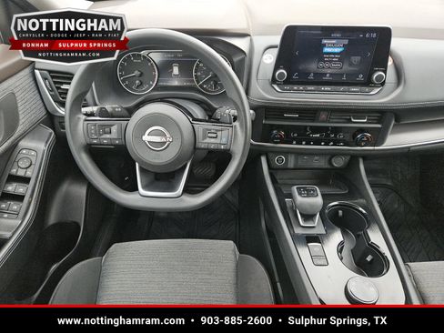 Used 2023 Nissan Rogue SV AWD/4WD image 10
