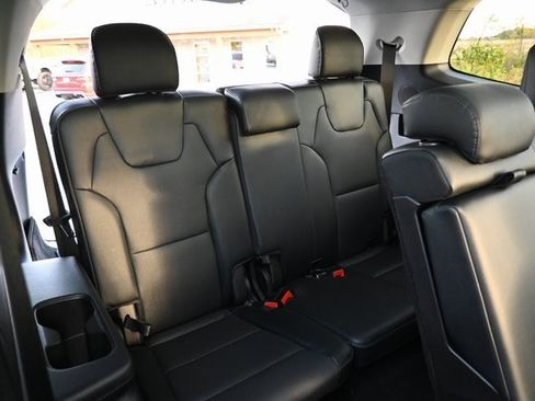 Used 2025 Kia Telluride SX image 22