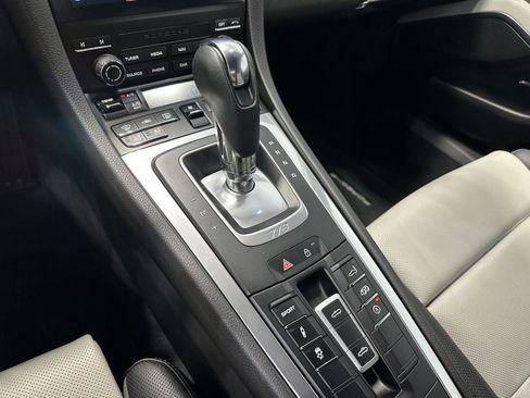 Certified 2025 Porsche 718 Boxster S RWD image 30