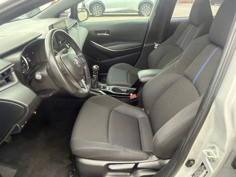 Used 2022 Toyota Corolla SE FWD image 6