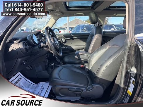 Used 2017 MINI Cooper 2-Door Hardtop image 10
