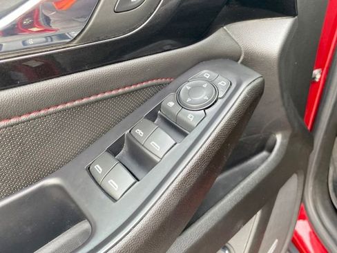 Certified 2022 Chevrolet Traverse RS w/ LPO, Floor Liner Package image 19