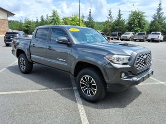 Used 2023 Toyota Tacoma TRD Sport w/ Technology Package AWD/4WD video 3