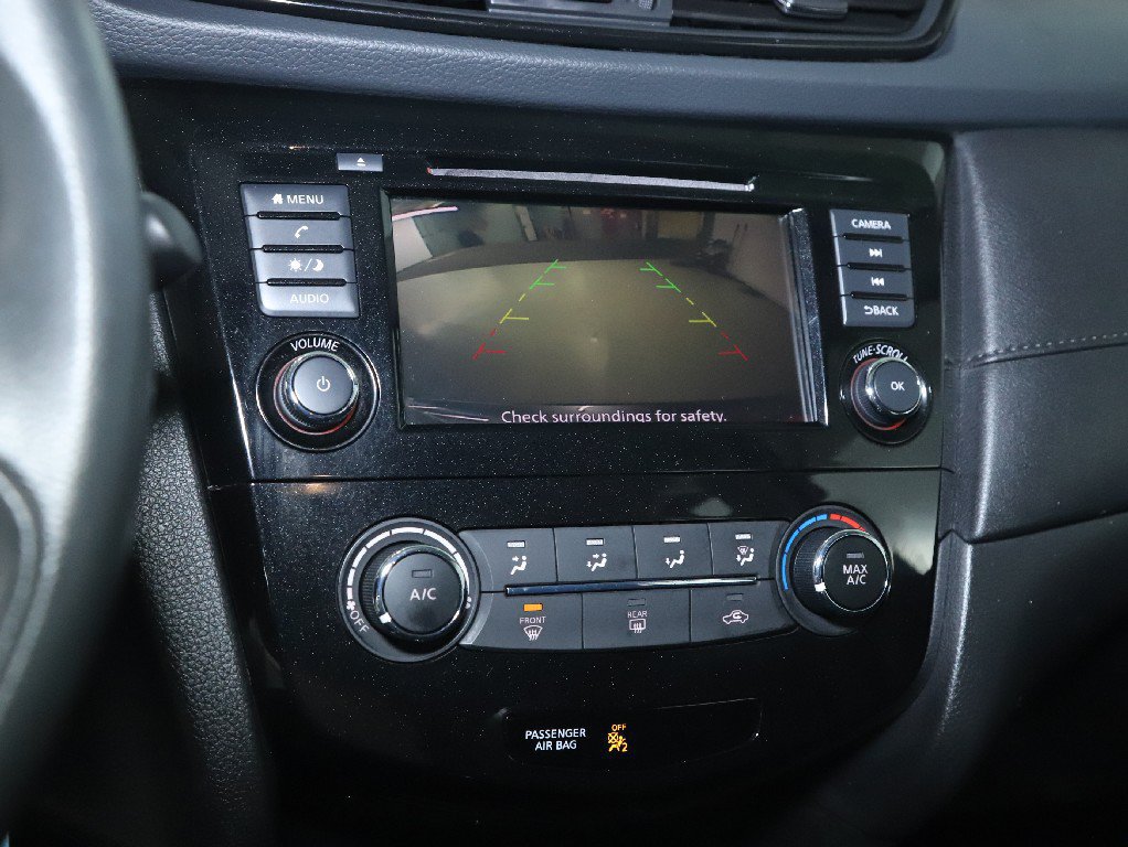 Used 2018 Nissan Rogue S AWD/4WD image 29