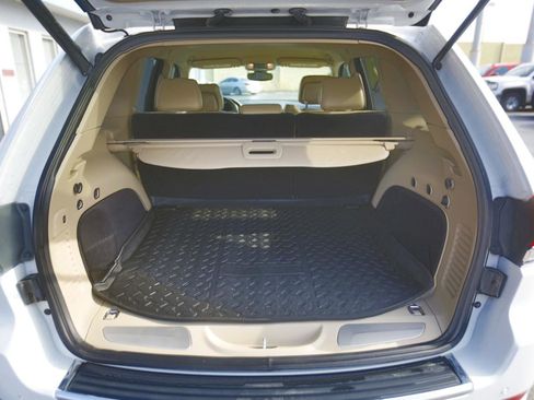 Used 2017 Jeep Grand Cherokee Limited w/ Trailer Tow Group IV image 16