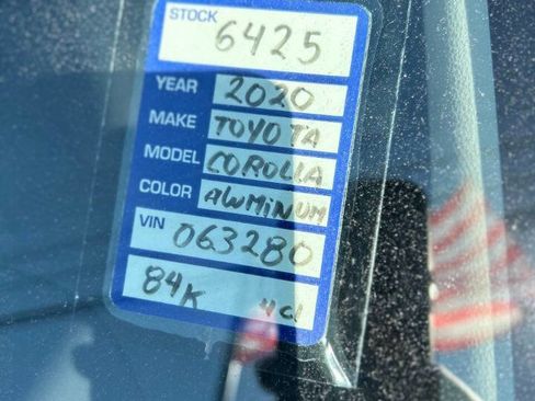 Used 2020 Toyota Corolla LE image 15