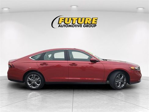 Certified 2024 Honda Accord EX image 3