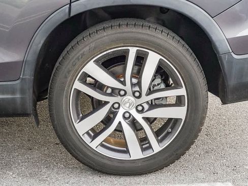 Used 2017 Honda Pilot Touring image 11