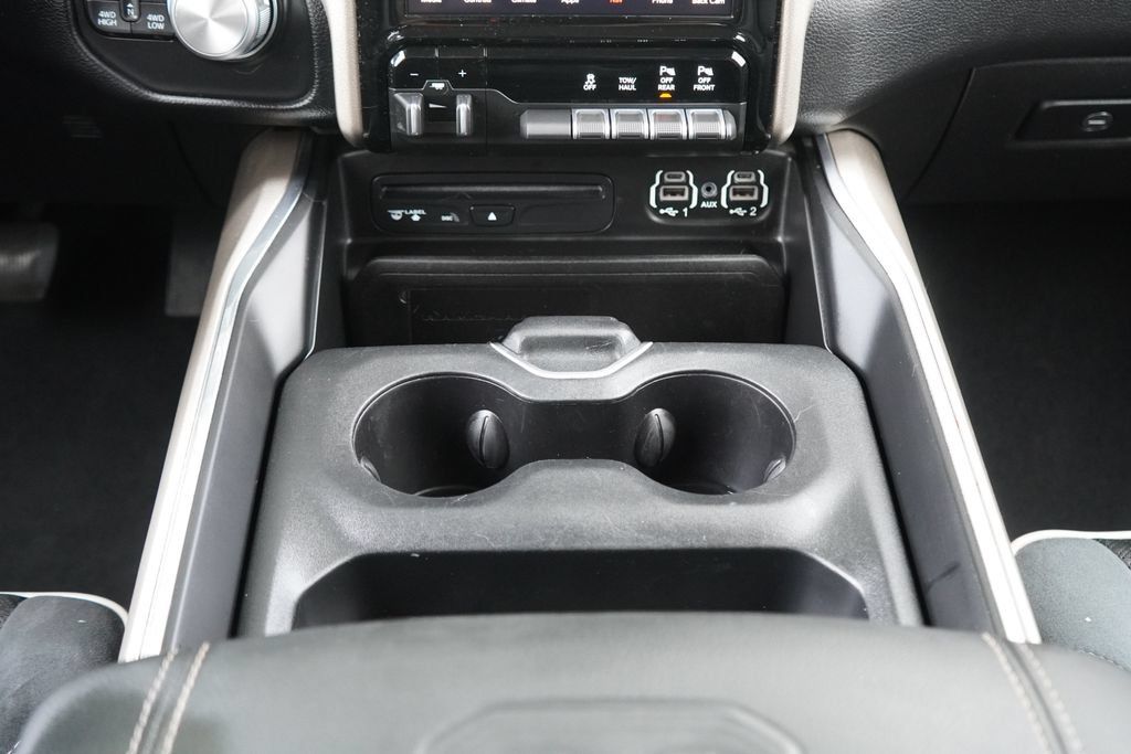 Used 2019 RAM 1500 Laramie AWD/4WD image 22