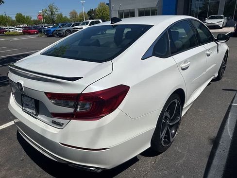 Used 2022 Honda Accord Sport Special Edition image 4
