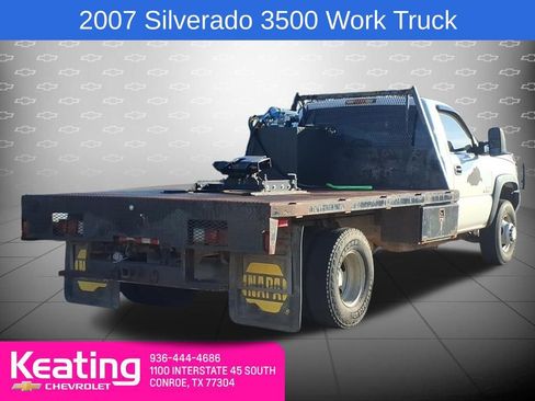 Used 2007 Chevrolet Silverado 3500 W/T w/ Heavy-Duty Power Package image 2