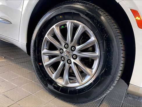Used 2023 Buick Enclave Essence FWD image 35