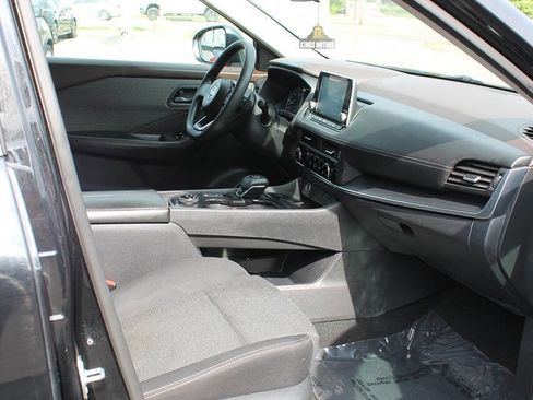 Used 2021 Nissan Rogue S AWD/4WD image 21