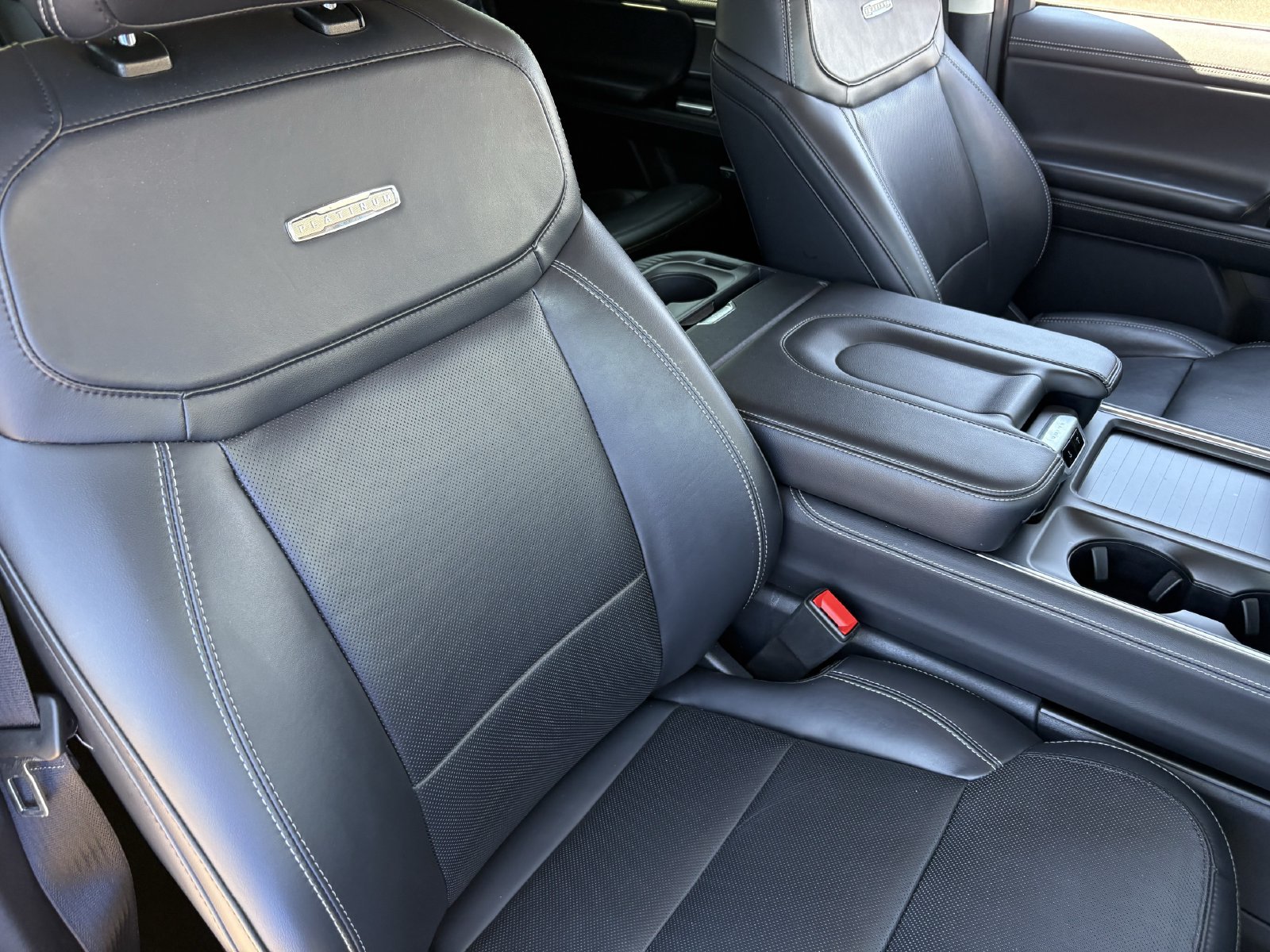 Certified 2025 Ford Expedition Max Platinum AWD/4WD image 11
