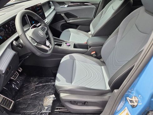 New 2026 Volkswagen Tiguan SE R-Line AWD/4WD image 6