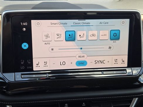 New 2026 Volkswagen Atlas SE image 16