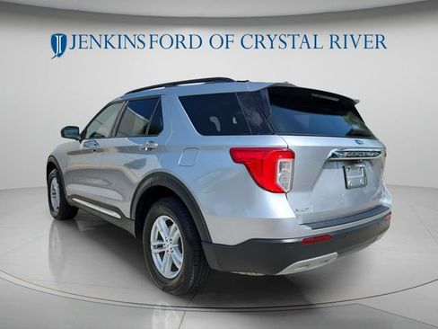 Used 2023 Ford Explorer XLT w/ Equipment Group 202A AWD/4WD image 7