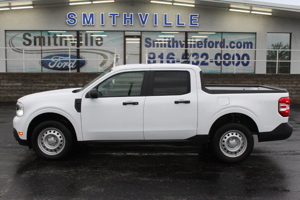 Used 2022 Ford Maverick XL FWD image 2
