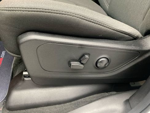 Used 2023 RAM 1500 Big Horn AWD/4WD image 13