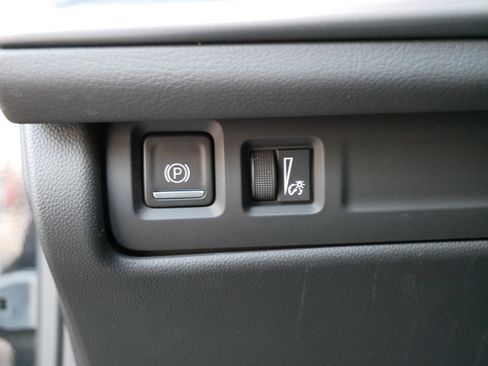 Used 2024 Cadillac XT4 Sport image 28