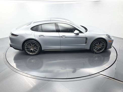 Certified 2023 Porsche Panamera Platinum Edition RWD image 42