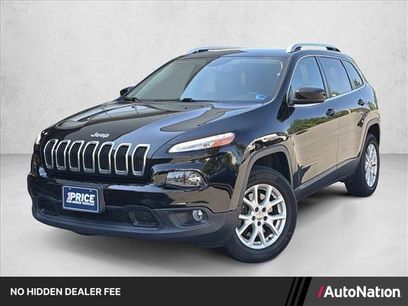 Used 2018 Jeep Cherokee Latitude Plus w/ Comfort/Convenience Group