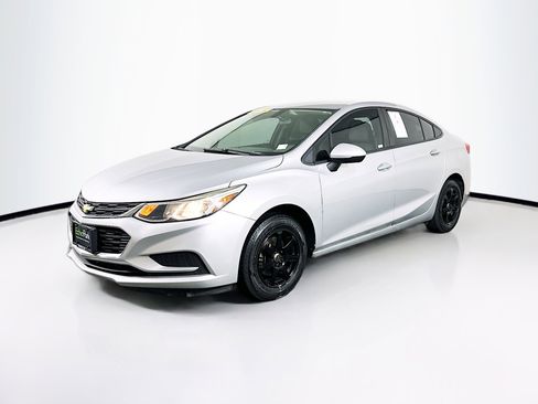 Used 2017 Chevrolet Cruze LS image 3