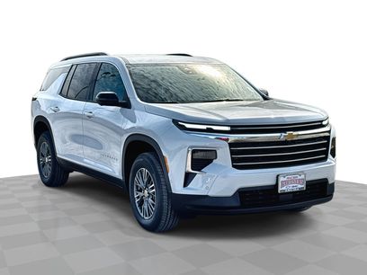 New 2025 Chevrolet Traverse LT w/ Enhanced Driving Package