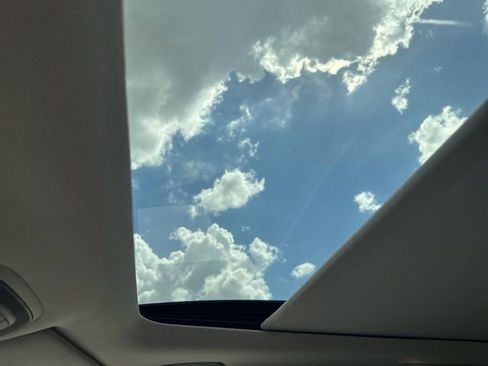 Used 2023 INFINITI QX60 Luxe w/ Performance Audio Package image 8