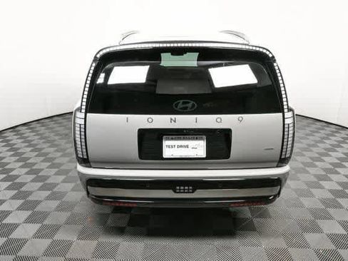 New 2026 Hyundai Ioniq 9 Calligraphy image 7