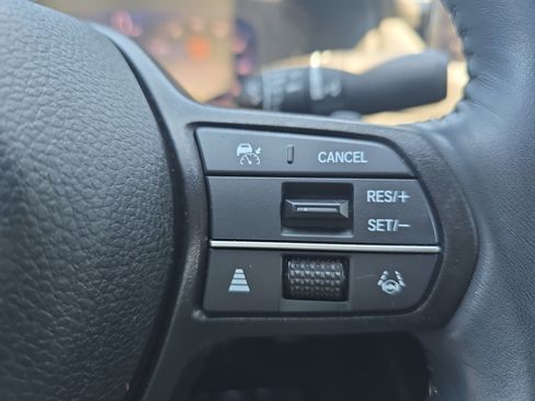 Used 2023 Honda Accord Sport image 17