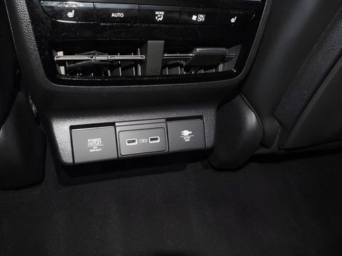 Used 2023 Acura MDX SH-AWD w/ Advance Package image 25
