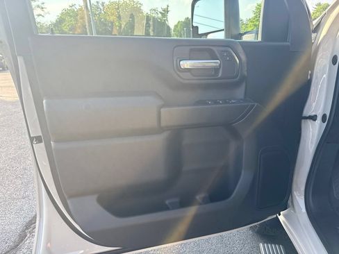 New 2026 Chevrolet Silverado 2500 Custom w/ Custom Value Package AWD/4WD image 12