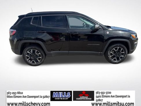 Used 2018 Jeep Compass Trailhawk w/ Cold Weather Group AWD/4WD image 6