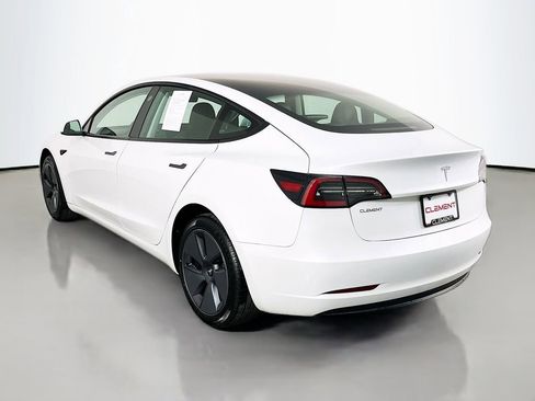 Used 2023 Tesla Model 3 Standard Range RWD image 9