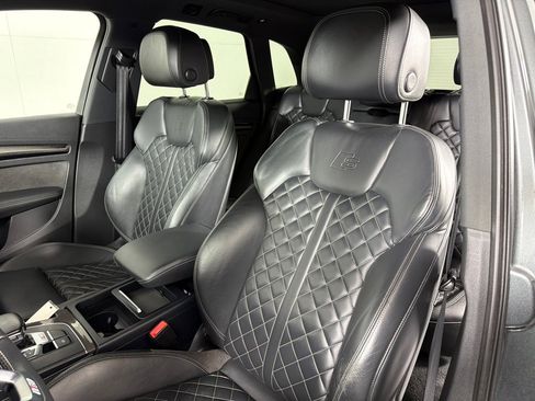 Used 2018 Audi SQ5 Prestige w/ Prestige Package AWD/4WD image 13