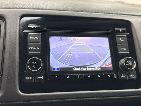 Used 2016 Honda HR-V LX image 19