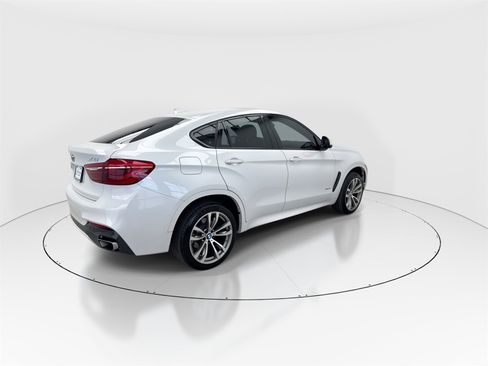 Used 2017 BMW X6 xDrive50i image 8